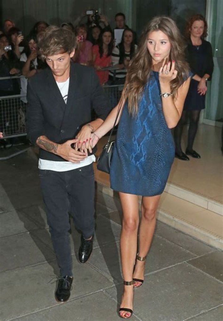 Louis Tomlinson Has Talked To Eleanor Calder About His Baby & She’s Hurting Badly